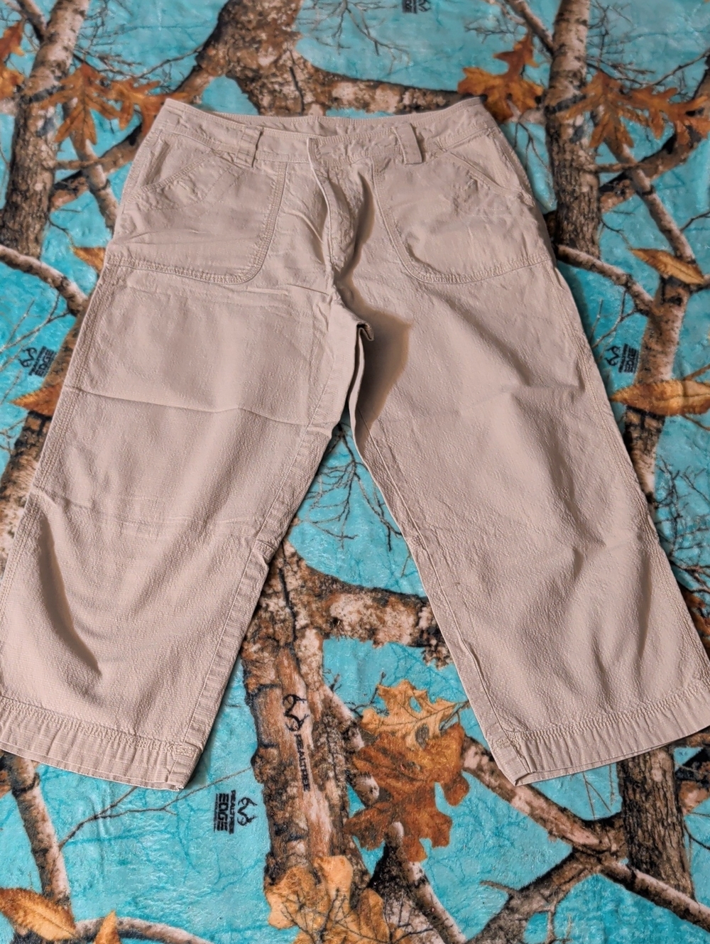 Rafaella Beige Capri Utility Pants